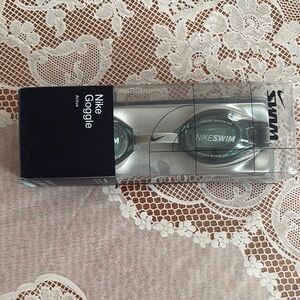 Nike Swim Goggles in Black and Gray